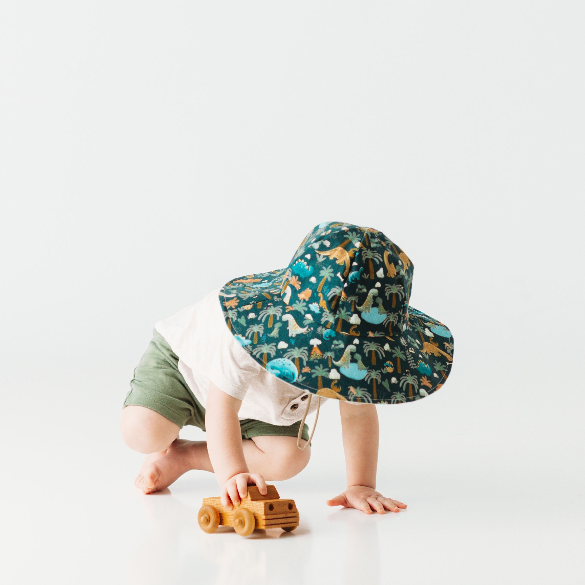 Jungle Dinos Sun Hat Size Large