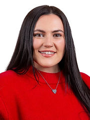 Alice_Boldison_portrait_4x5 (2)_edited.j