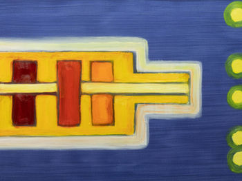 Technik: Acryl und Öl auf Leinwand
Format: 50 × 100 cm
Stil: blauer Strukturhintergrund, farbige Rechtecke/ längliche Balken, Umrandungen und Kreise; pastellfarbig, kräftige Farben
Farbwelt: Blau, Weiß, abgeschächtes Weiß, Gelb, Orange, Rot von hell bis dunkel
Anmutung: aufhellend, klare und leuchtende Strukturen vor umschließenden Hintergrund