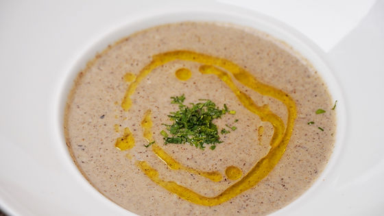 ZUPPA DI FUNGHI CON CROSTINI ALL'AGLIO