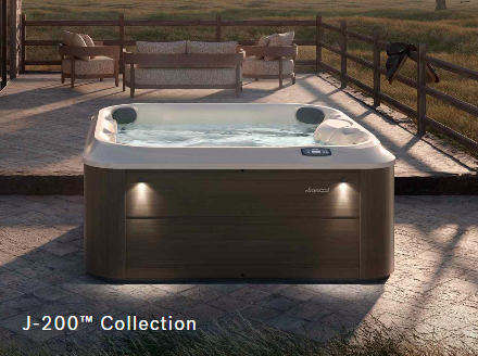 Jacuzzi J-225™