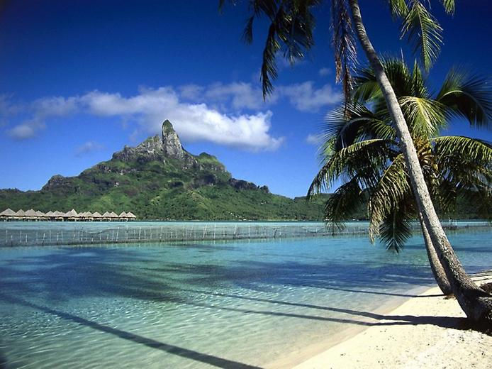 boraborashorelinefrenchpolynesia-0.jpg