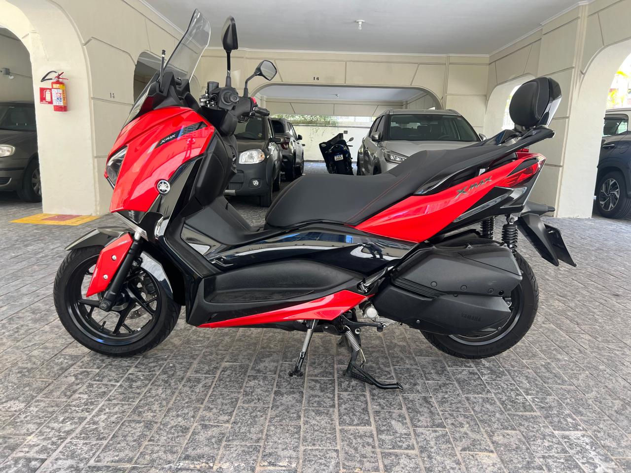 Yamaha Xmax  2024
