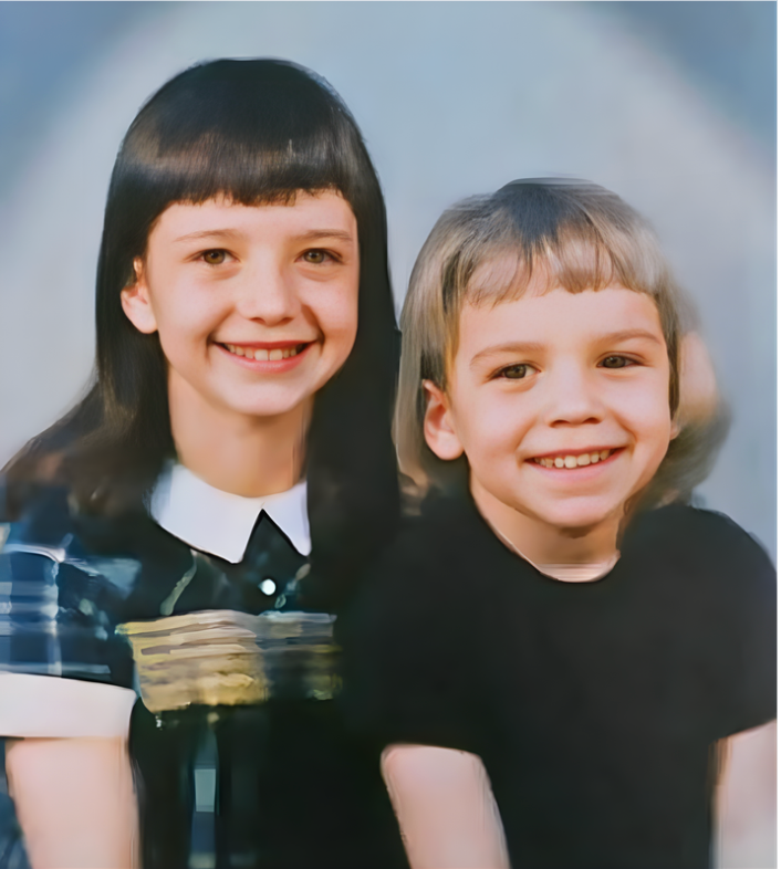 Kristine and her younger sister