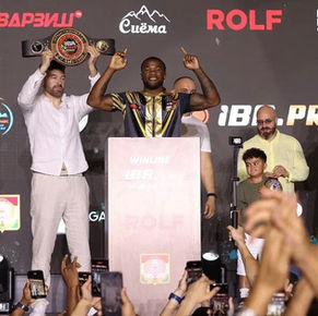 Weigh-in-Show: Mouafo im Rampenlicht