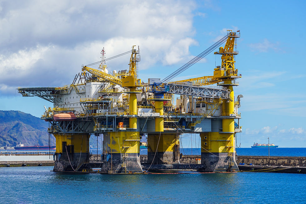 oil-production-platform-7864345.jpg