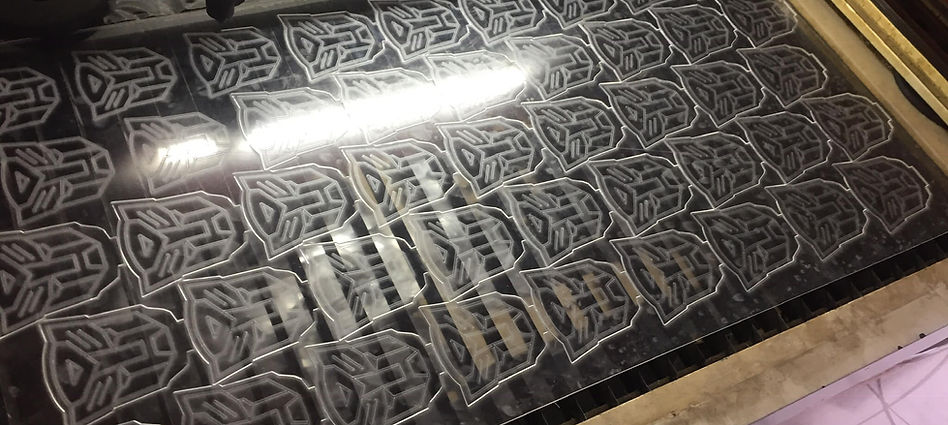 Onde posso cortar a laser minha peça em curitiba, onde cortar mdf a laser em curitiba, onde fazer gravação a laser em curitiba, onde gravo meu objeto personalizado, onde personalizar objeto em curitiba, onde encontro corte e gravação a laser em acrilico em curitiba