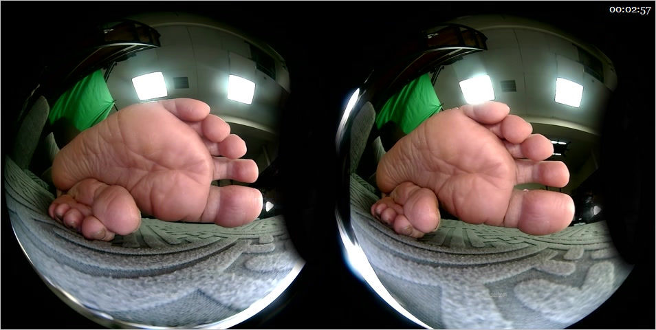 Thumbnail: Roxana's sleepy feet spy (Tiny3D 18)