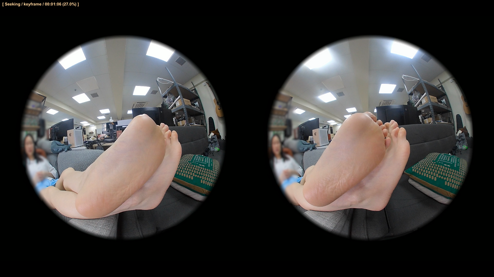 サムネイル： Ciri 3DVR 04 (Relaxing feet)