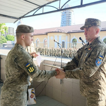 Відбулося урочисте нагородження військової молоді в Київському військовому ліцеї імені Івана Богуна.