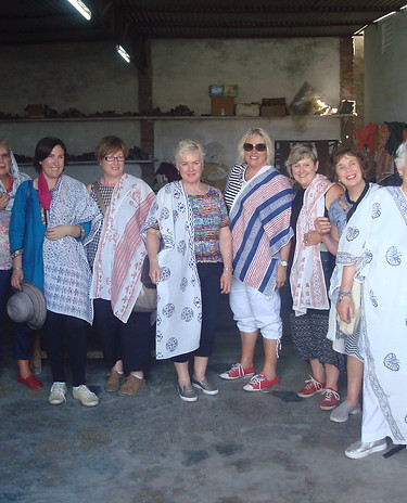 Block printing workshop in Bagru for women textle group