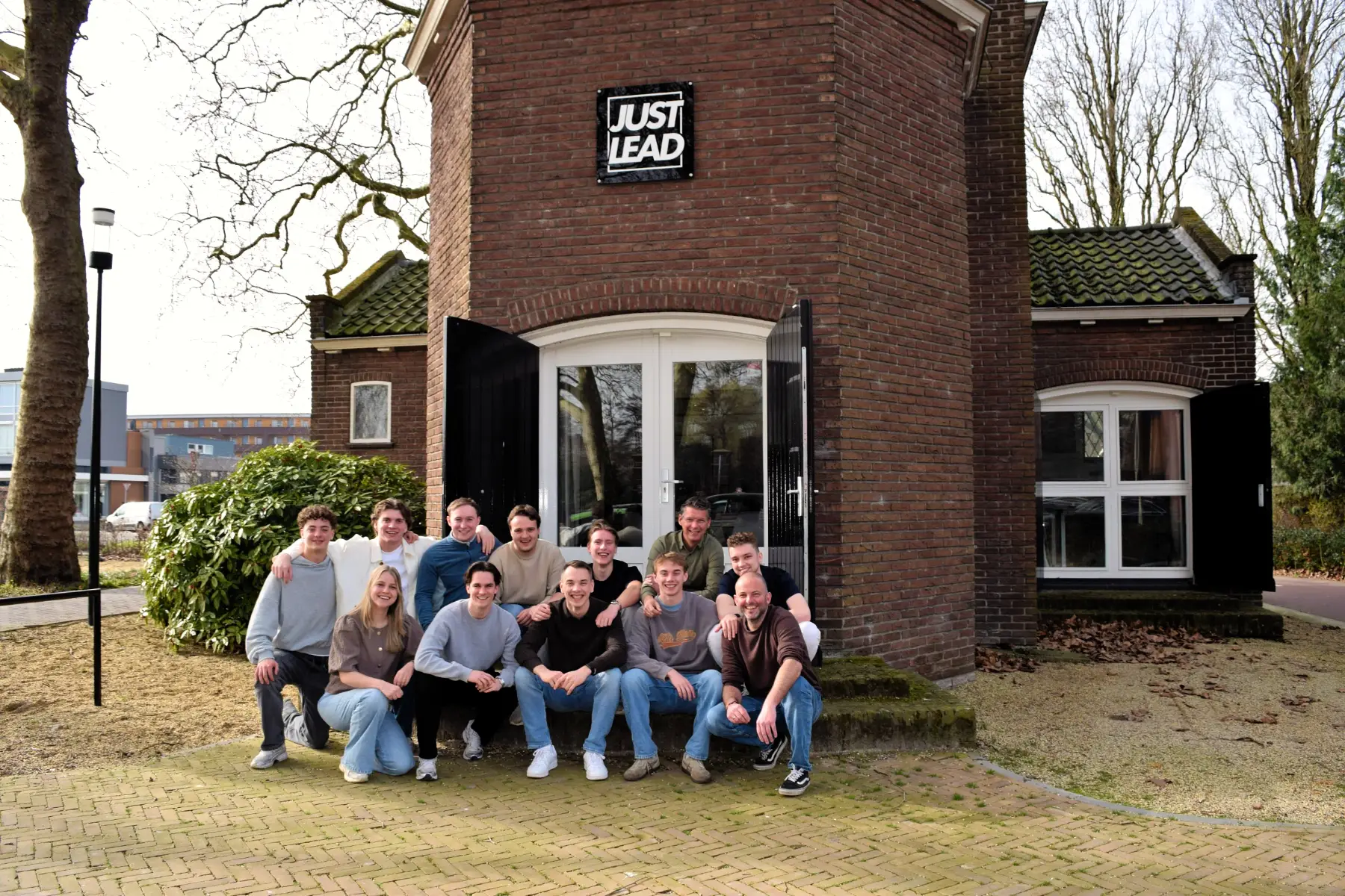 Het team voor De Kapel