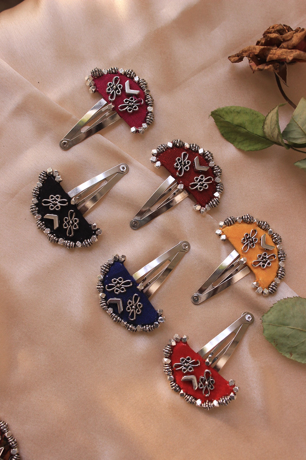 Thumbnail: Half Round Hair Clip - Silver