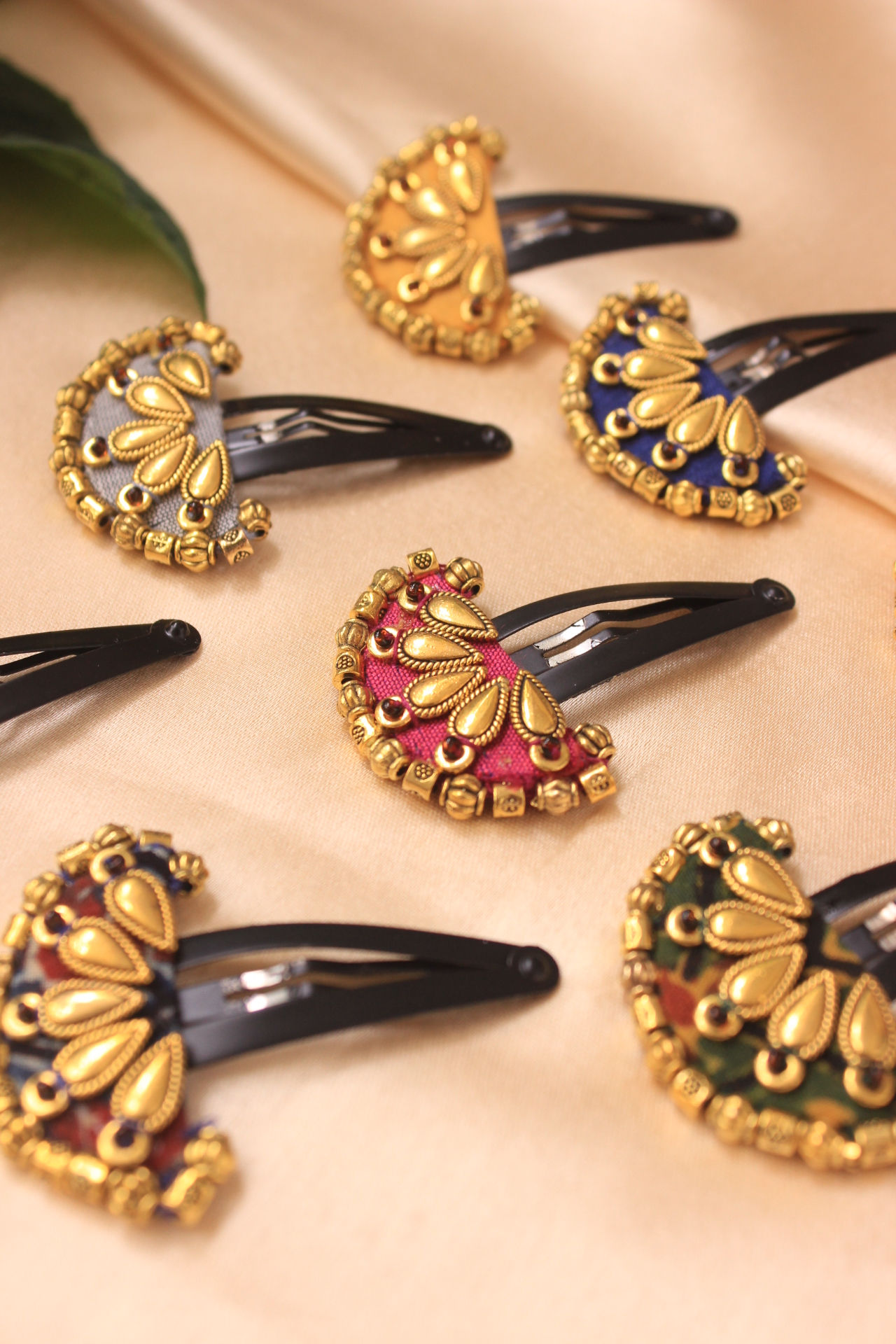 Half Round Hair Clip - Gold