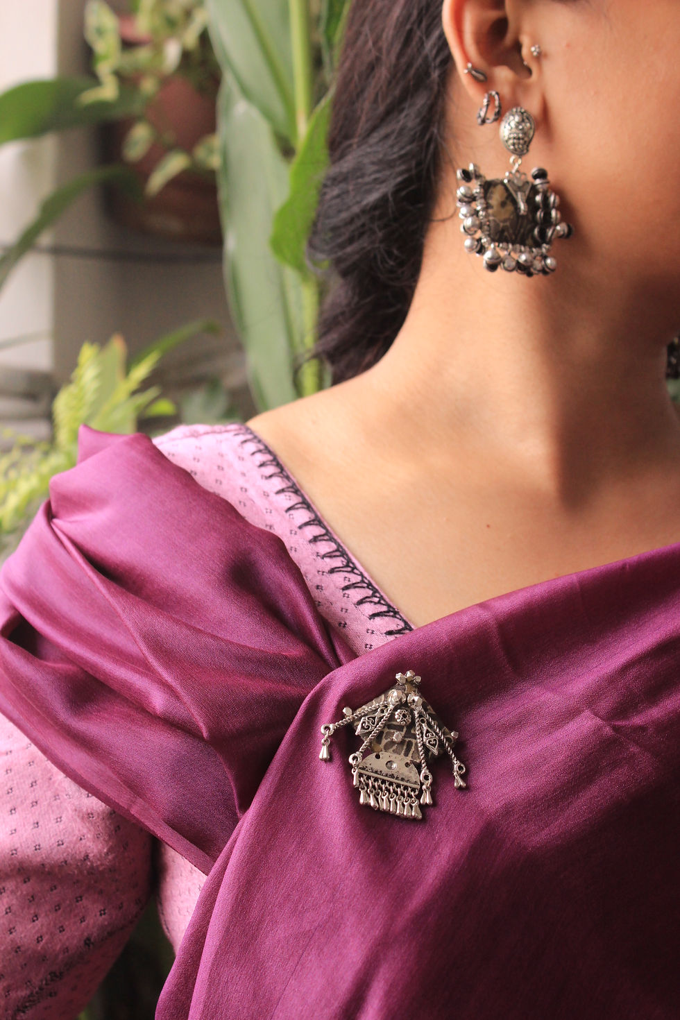 Thumbnail: Kite Brooch