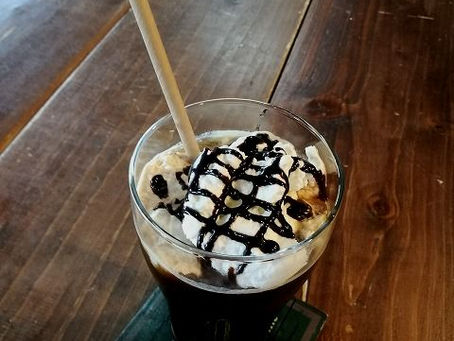 アイスウインナコーヒー&ガーリックシュリンプ