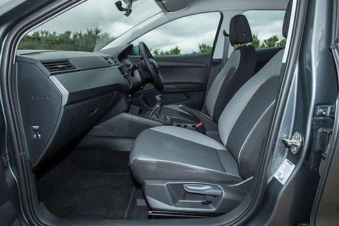 seat-ibiza-interior_1.jpg