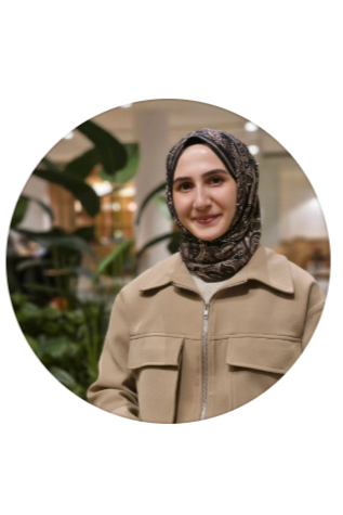 Yazarın fotoğrafı: Candan Nimet Demirkan