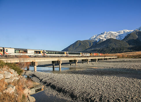 TranzAlpine--Crossing-Waimakariri-River-