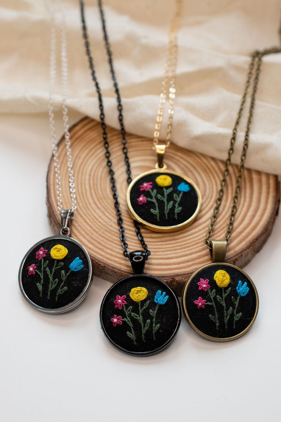 Thumbnail: Pansexual flag necklace