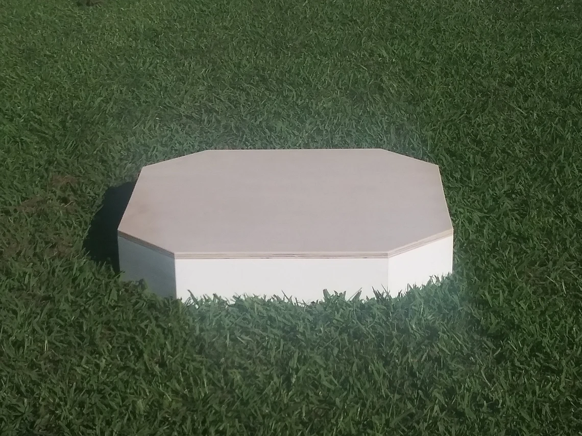 Alteration Fitting Platform | UglyBirdhouseStudio