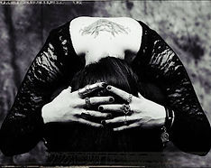 Ksenja Laginja: tre poesie da "Ventitré modi per sopravvivere" (Kipple Officina Libraria 2021)