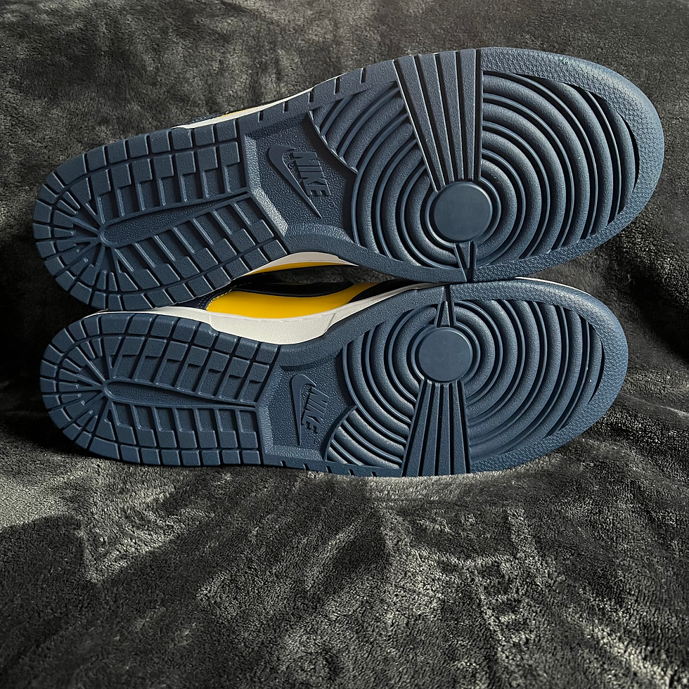 Thumbnail: NIKE DUNK LOW "MICHIGAN"