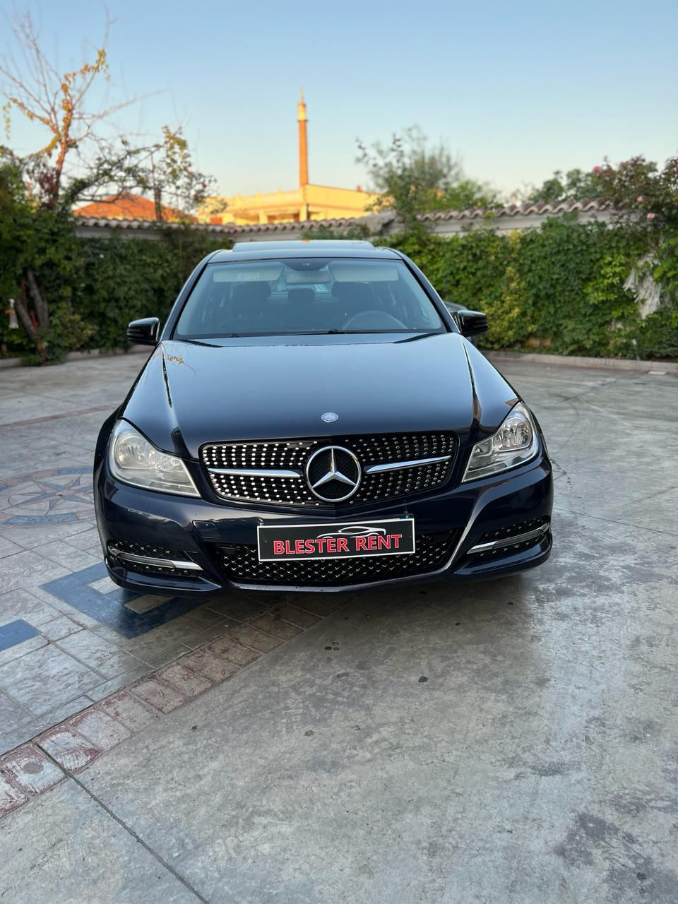 Thumbnail: Mercedes-Benz C-Class, 2009-2011