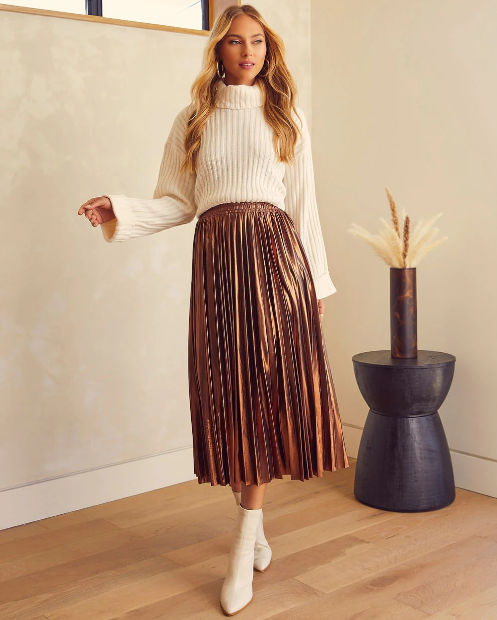 Shiny Pleated High-Waisted A-Line Mid-Length Skirt