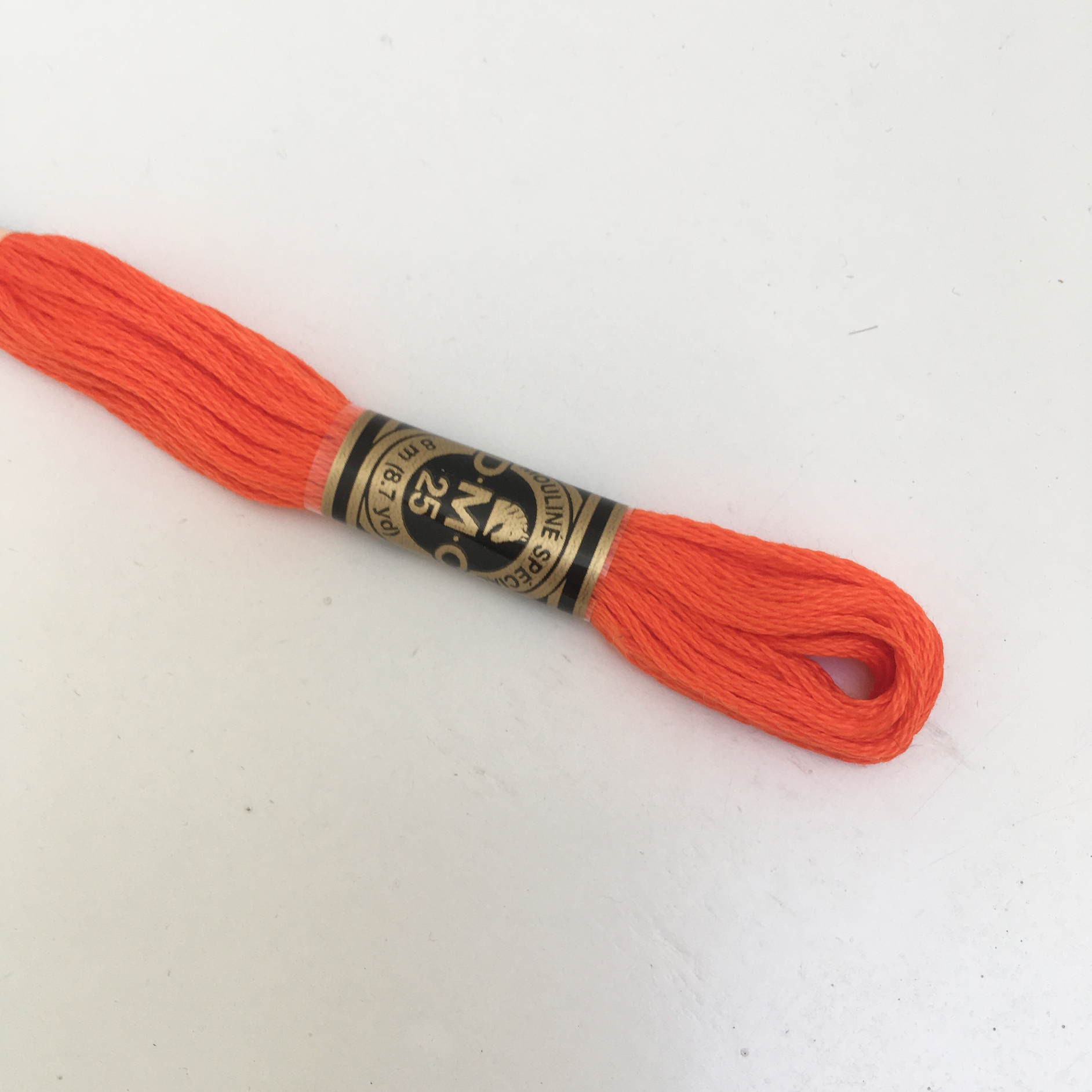 DMC borduurgaren  kleur 608