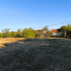 Large building plot in Kaštel Stari, Radun