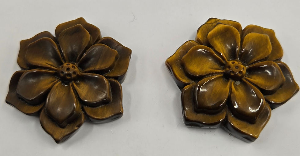 Tiger's Eye Flower Carving