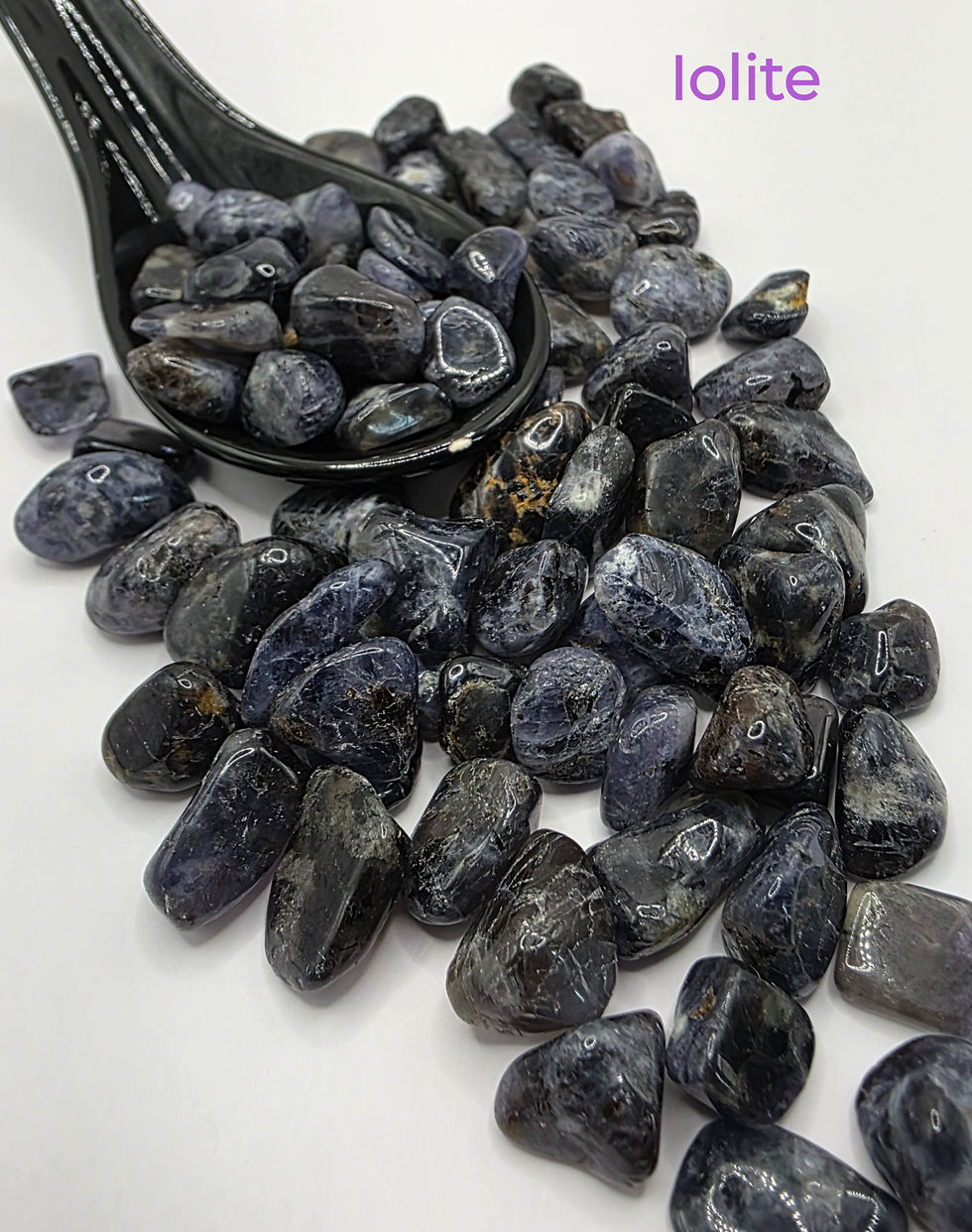 Thumbnail: Scoop of Crystal Chips 