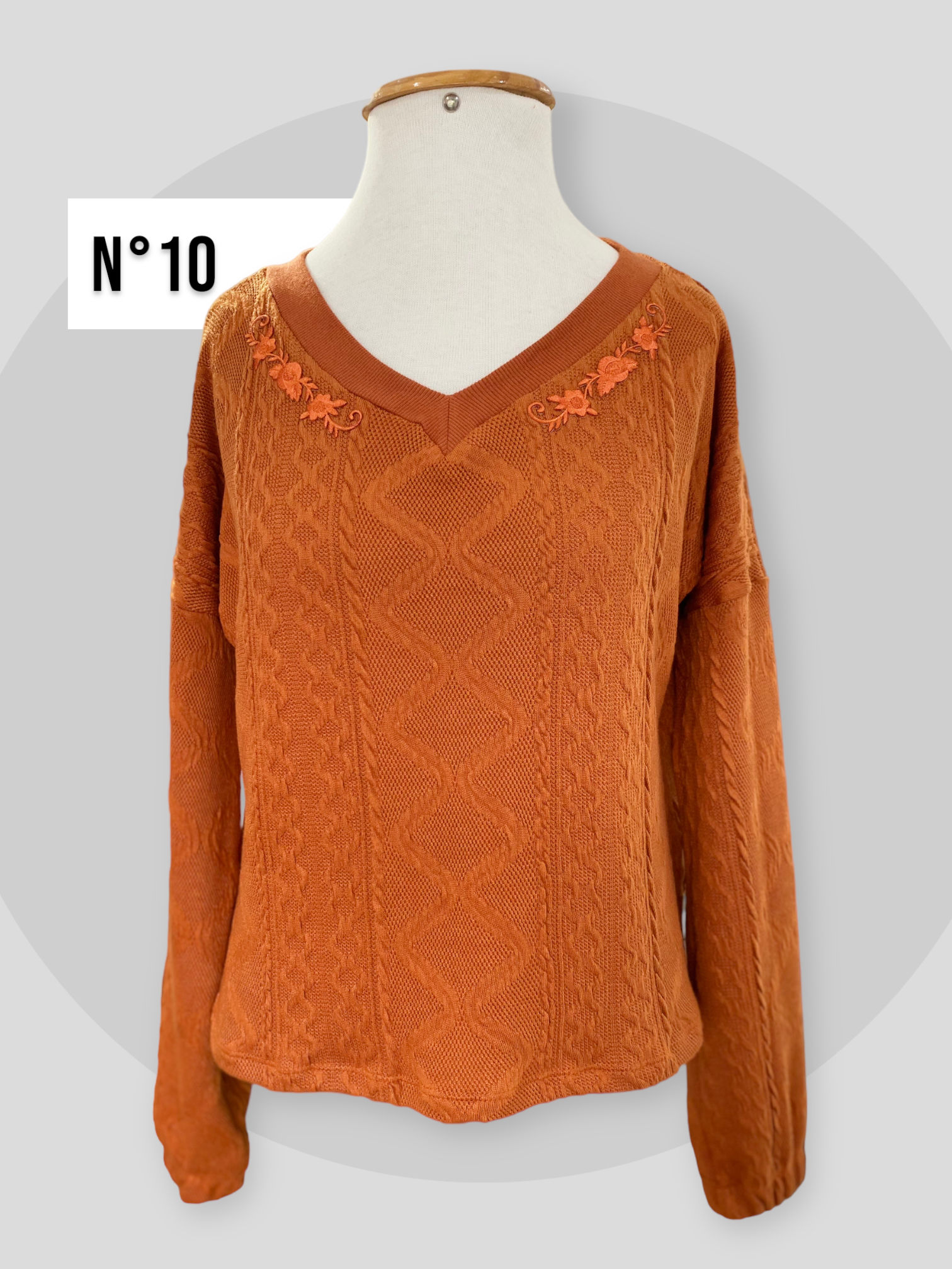 frente blusa suéter tricô malha manga longa terracota marrom laranja