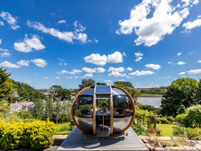 Ornate Garden Pod - The Oval House Pod in Devon