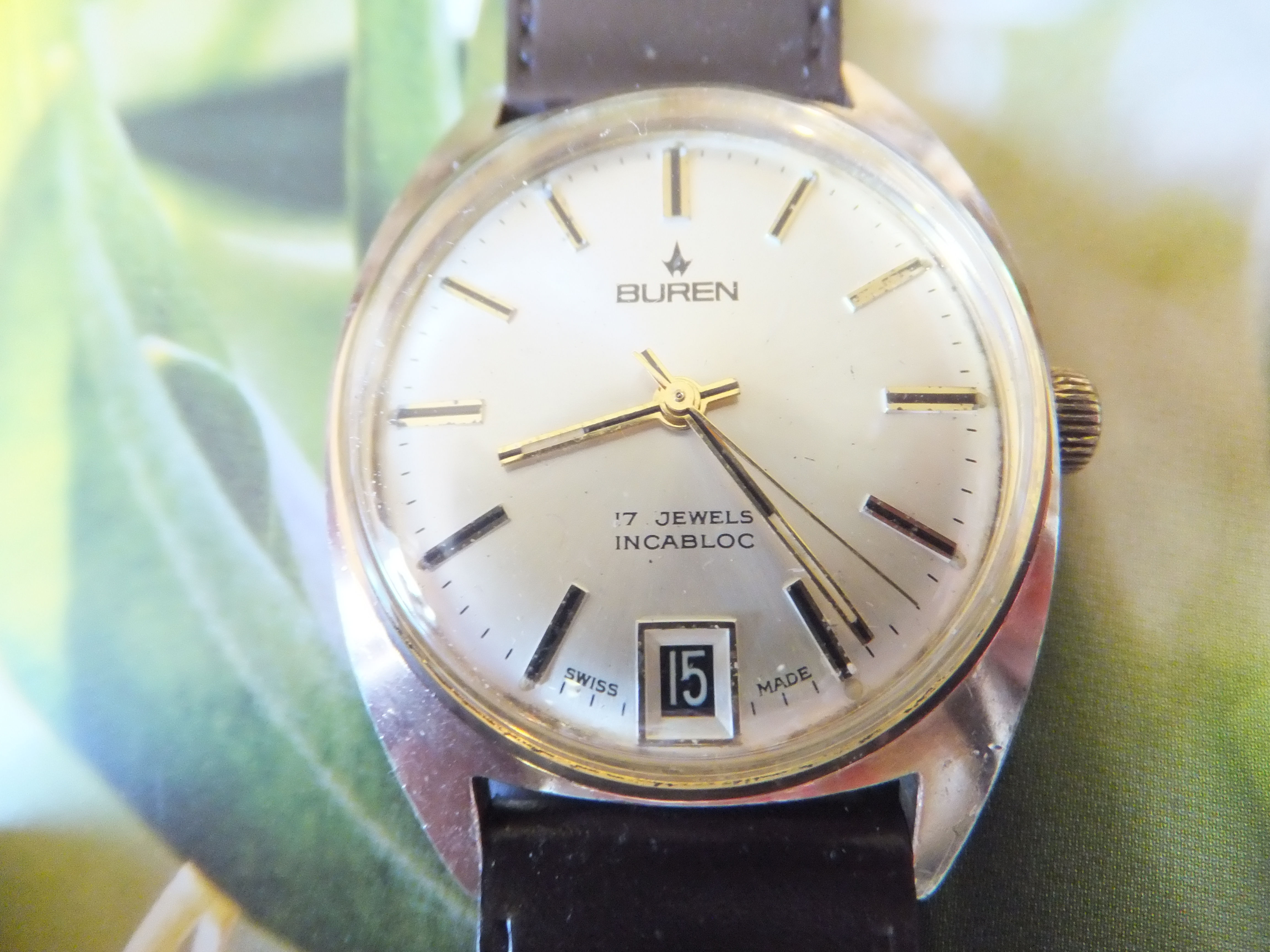 1971 Buren Champagne Silver Dial Cal 1950 17 Jewel Manual Winding Watch