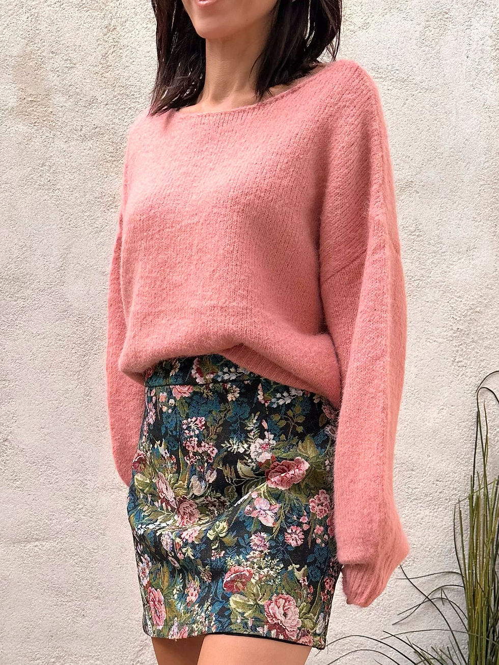 Thumbnail: Jupe courte à fleurs tendance