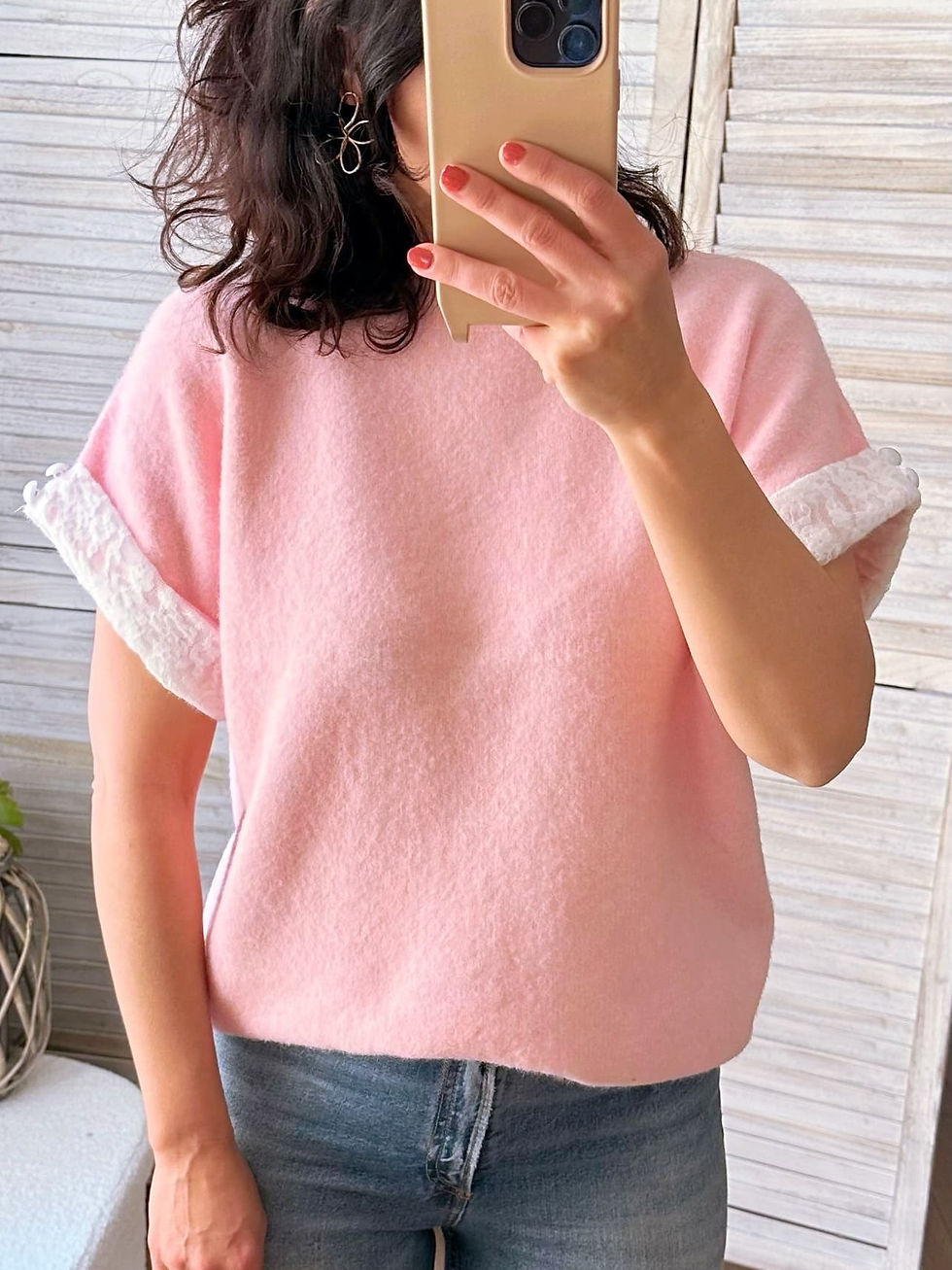 Thumbnail: mode féminine pull rose doux et élégant