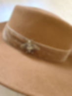 Chapeau en laine camel