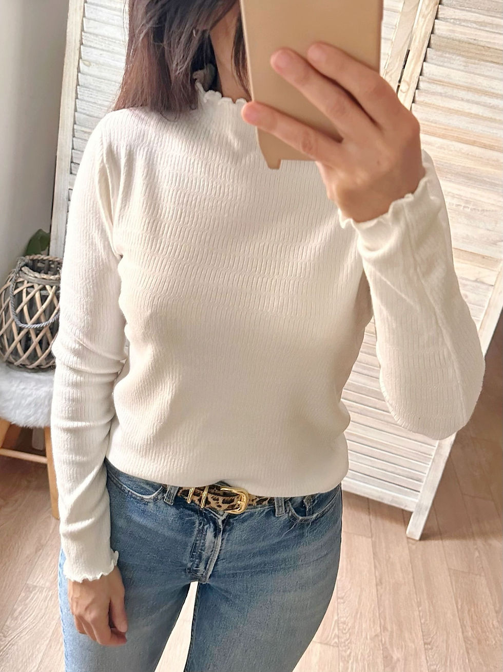 Miniature : Pull blanc ajusté femme style raffiné