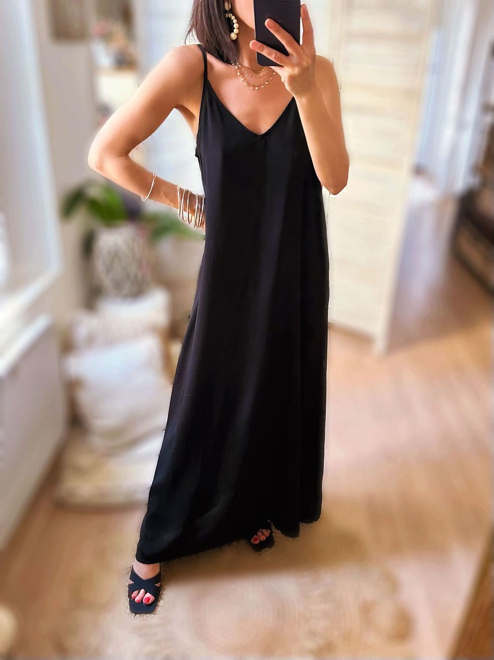 Miniature : robe noire fluide dos nu chic
