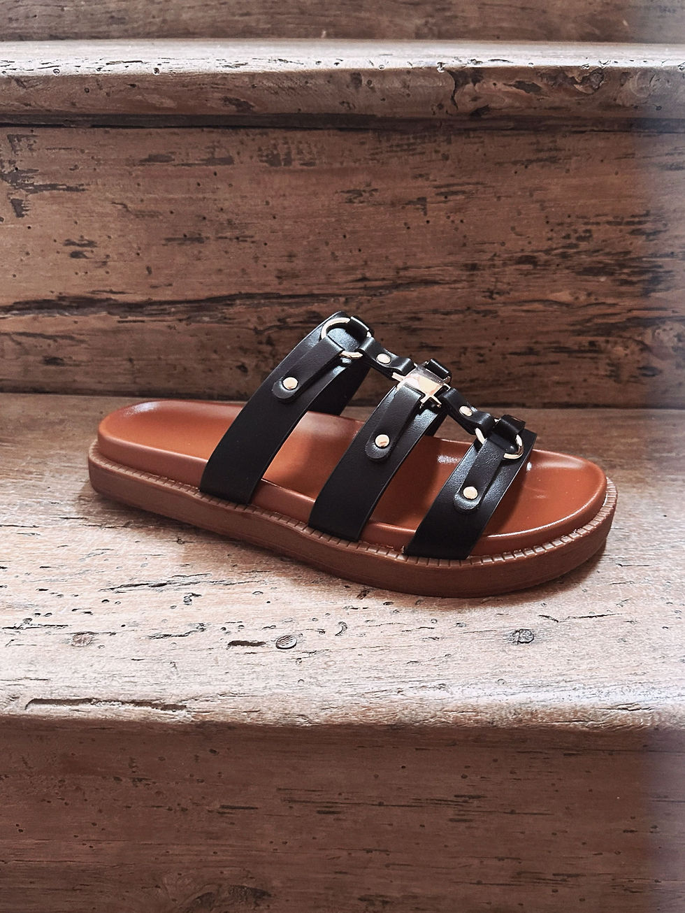 Miniature : sandales noires chic look bohème tendance