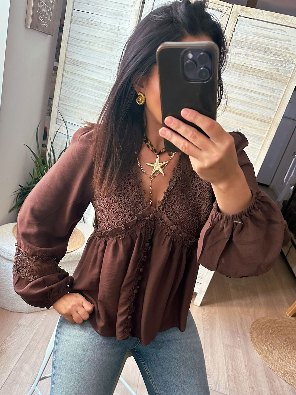 Miniature : blouse chic chocolat à boutons recouverts