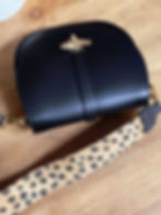 Bandoulière en cuir motif léopard
