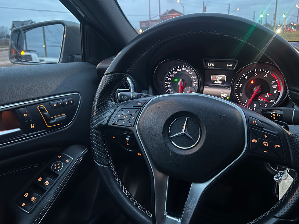 Miniature : Mercedes GLA250 2015