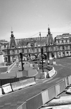 Paris Tilt