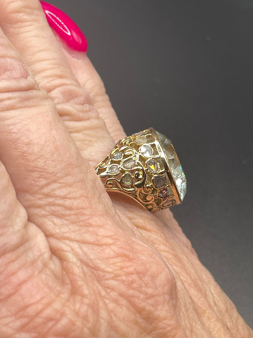 Thumbnail: Vintage Aquamarine Ring