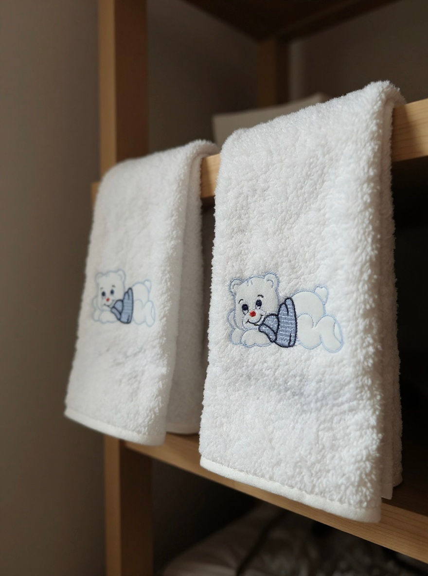 Thumbnail: Children's Towel Set