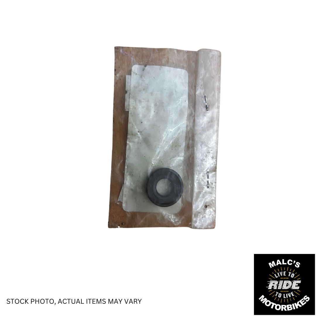 Black rubber O-ring in a plastic bag with Malc's Ride Motorbikes logo. Malcsmotorbikespares