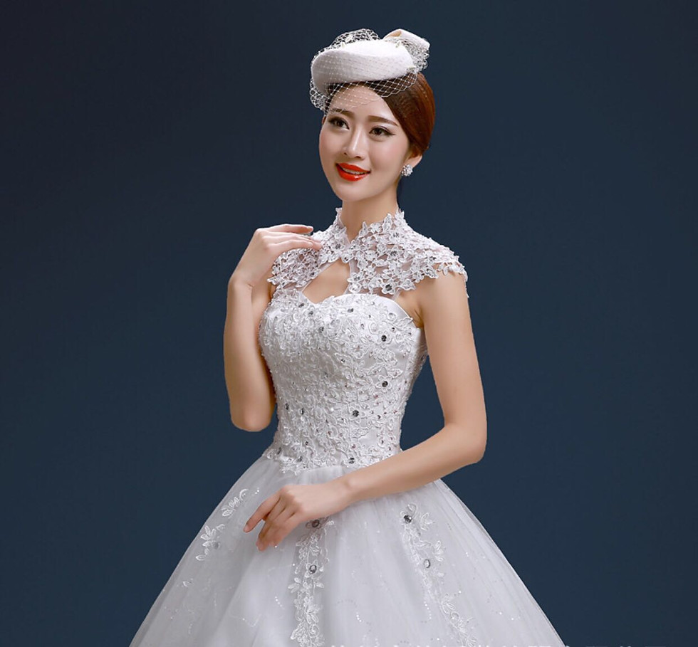 Thumbnail: Lace Bridal Wedding Dress